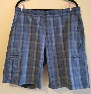 Greg Norman Mens Golf Shorts Stretch Moisture Wicking Performance, blue plaid 34